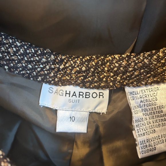 Sag Harbor Dark Brown Suit - Picture 6 of 10